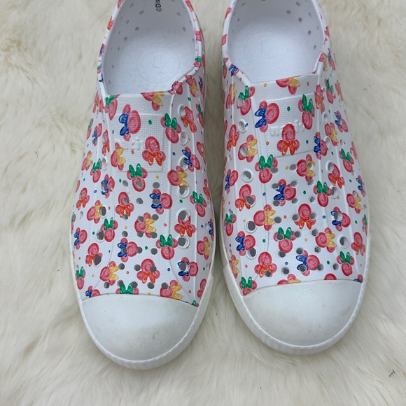 Native X Disney water shoes - Picture 3 of 8